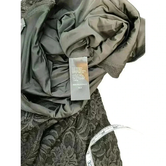 Bebe LACE V-Neck JUMPSUIT BLACK SIZE XS - Picture 10 of 16